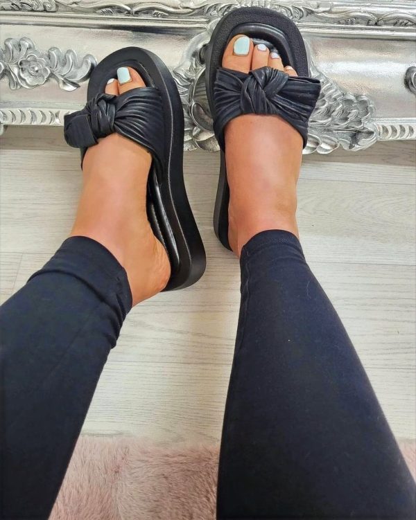 Chunky Knot Sandals